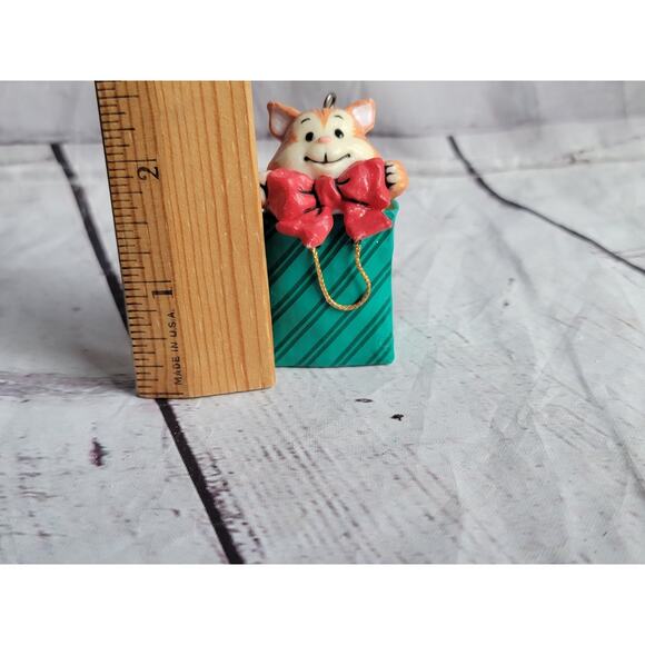 Cat in a Bag Gift Present Christmas Ornament Orange Ginger Cat - Picture 7 of 7